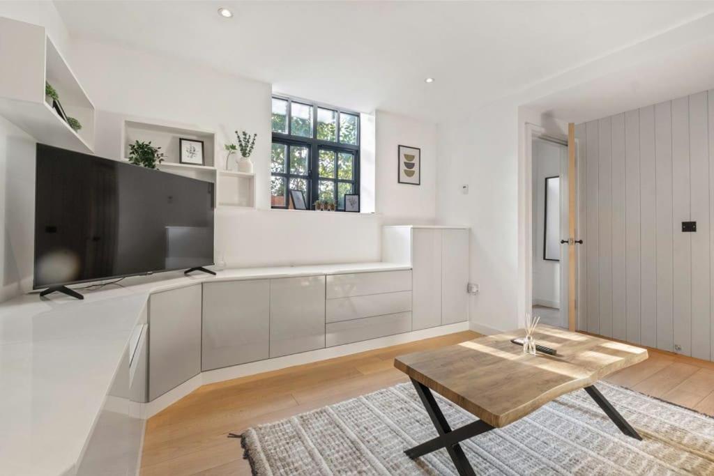 Lux Barn Conversion In Frodsham