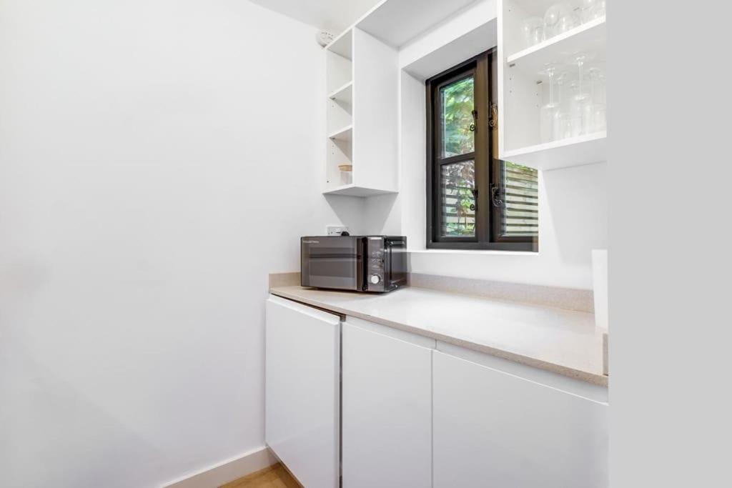 Lux Barn Conversion In * Frodsham